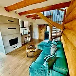 Z Widokiem Chalet Grzmiaca (Walbrzych)